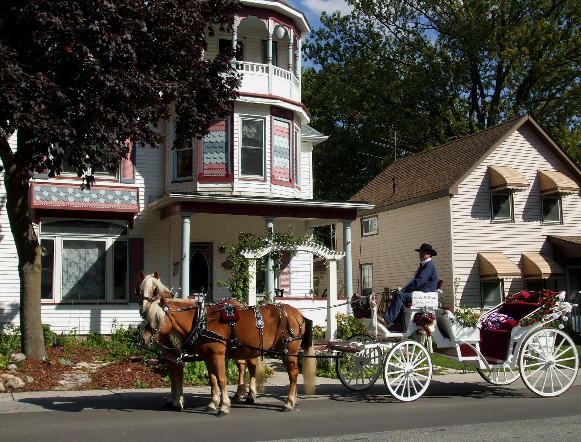 Bondy House Bed & Breakfast Amherstburg Extérieur photo