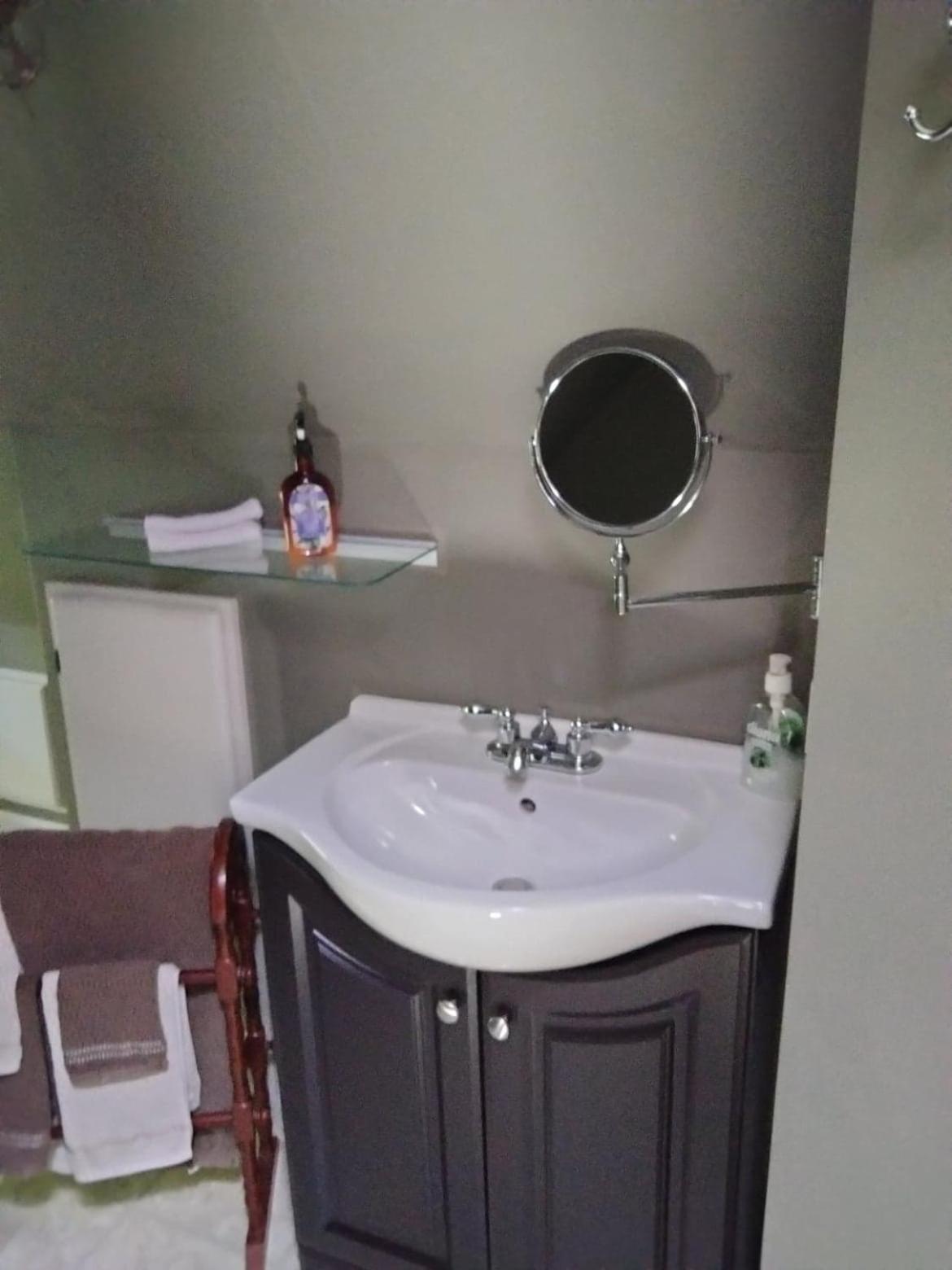 Bondy House Bed & Breakfast Amherstburg Extérieur photo